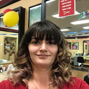 Meet your Posher, Robyn